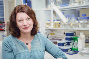 Dr Turi King