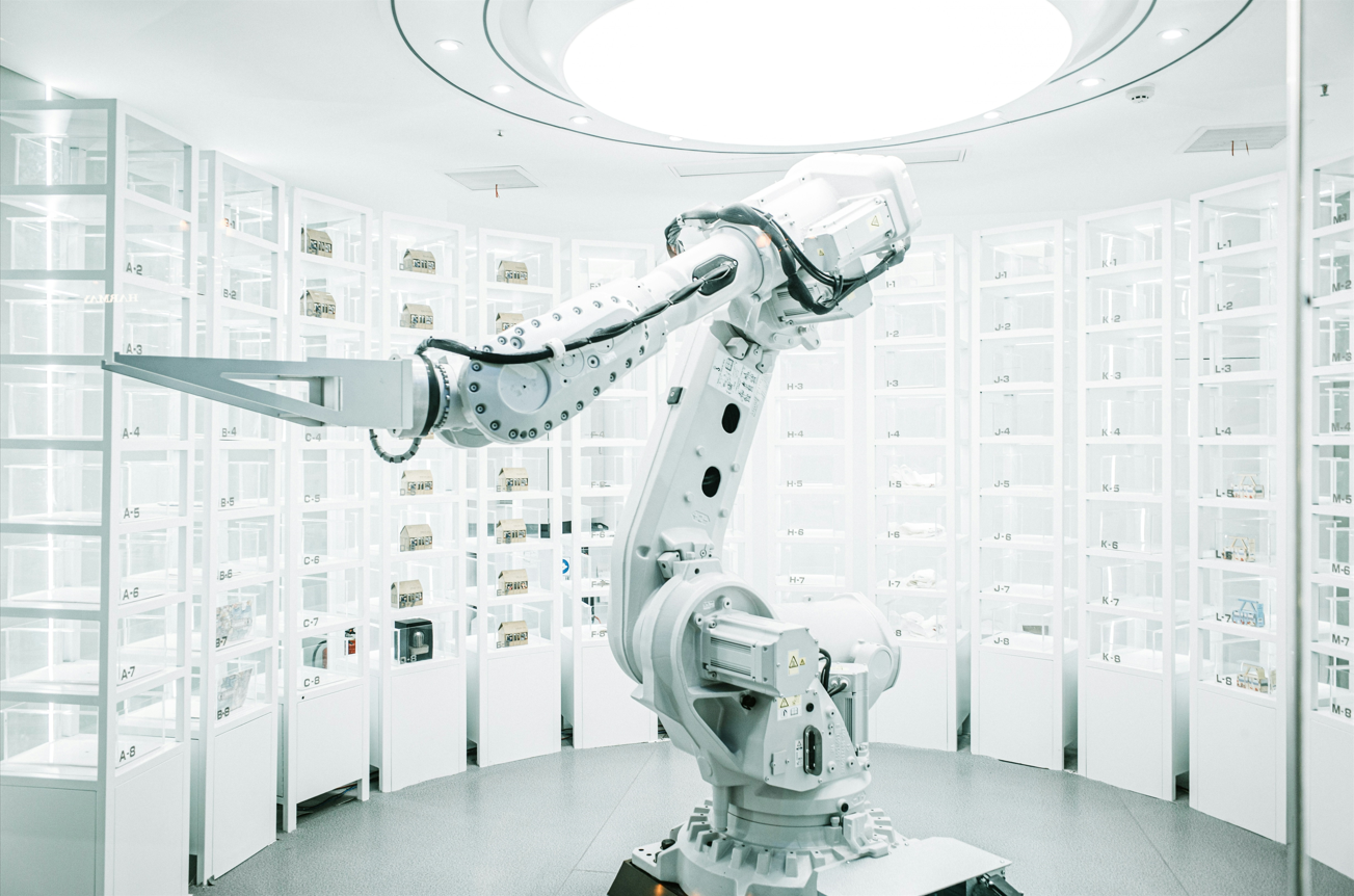 AI-Robot-Credit-to-ZHENYU-LUO-on-Unsplash-.png 